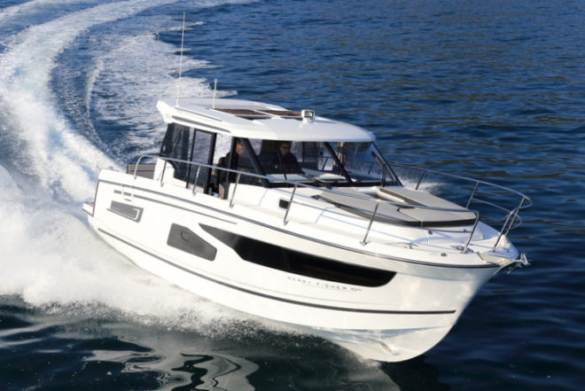 Jeanneau: The Merry Fisher 1095 has an LOA of 34ft 5in, very similar to the Leader 33