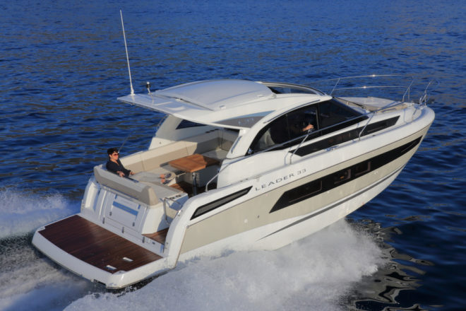 Jeanneau: The Leader 33’s open design accentuates the sweep of gentle curves from bow to sizeable swim platform