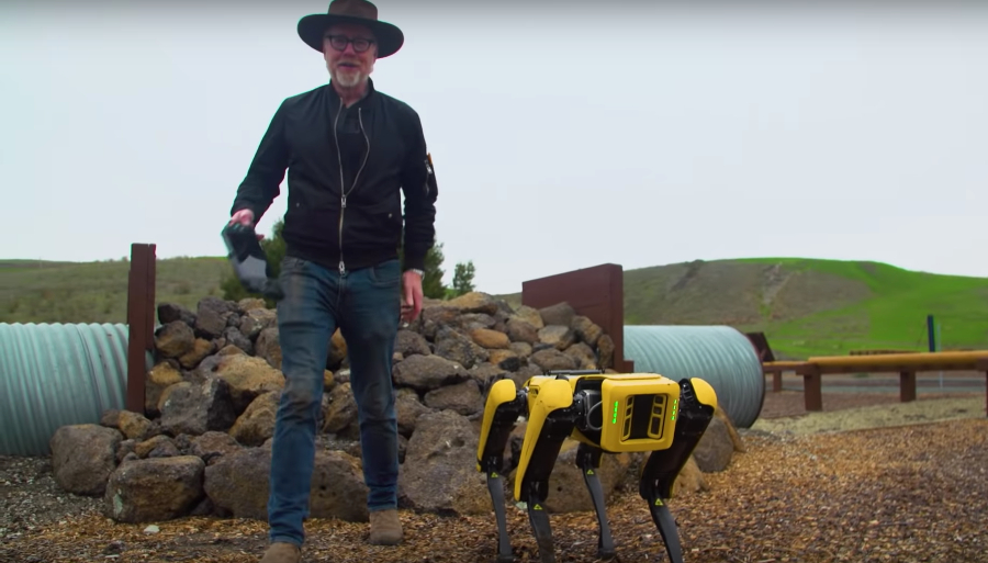 Adam Savage Tested Boston Dynamics' 'Spot' Robot Dog_1